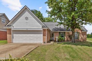 6108 Magnolia Lakes Drive, Olive Branch, MS 38654