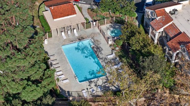 13059 Wimberly Sq 125, San Diego, CA 92128