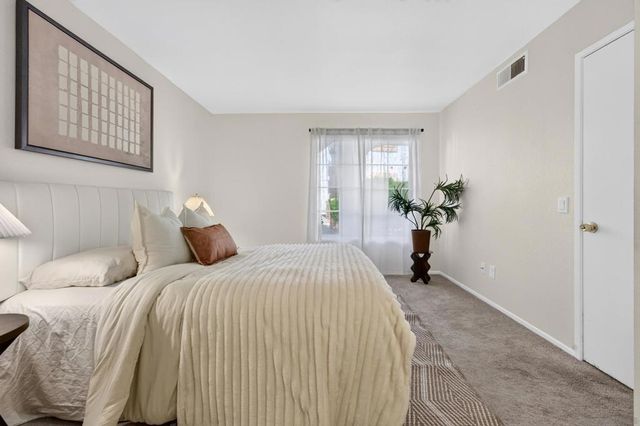 13059 Wimberly Sq 125, San Diego, CA 92128