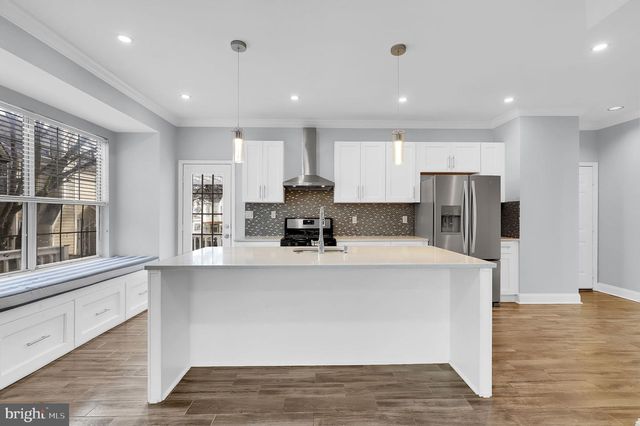 9707 MEGGS POINT PL, Gaithersburg, MD 20886