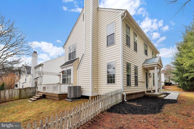 9707 MEGGS POINT PL, Gaithersburg, MD 20886