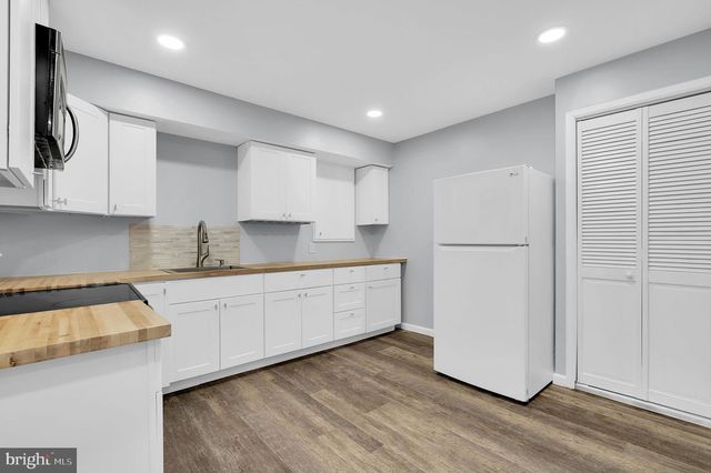 9707 MEGGS POINT PL, Gaithersburg, MD 20886