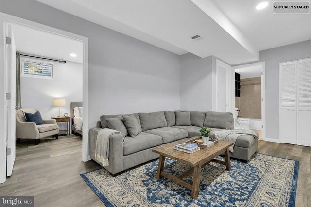 9707 MEGGS POINT PL, Gaithersburg, MD 20886