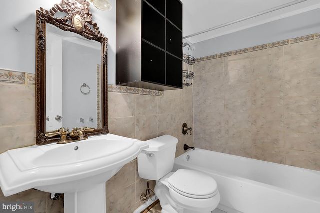 9707 MEGGS POINT PL, Gaithersburg, MD 20886