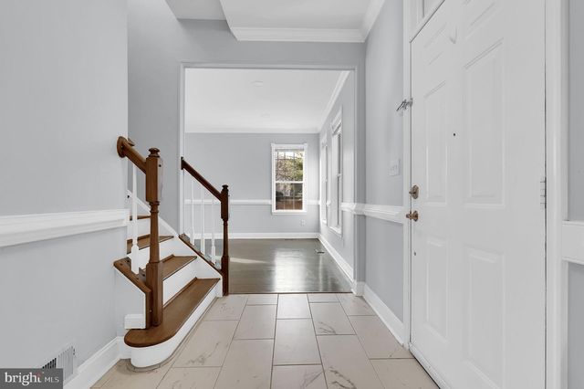 9707 MEGGS POINT PL, Gaithersburg, MD 20886