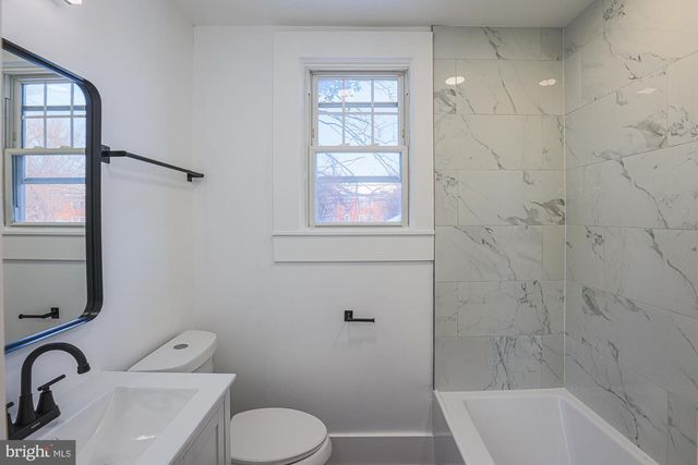 3916 W STRATHMORE AVE, Baltimore, MD 21215