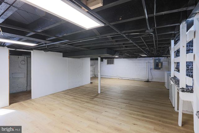 3916 W STRATHMORE AVE, Baltimore, MD 21215