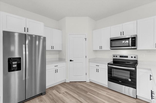 13592 SW 40 CIRCLE, Ocala, FL 34473