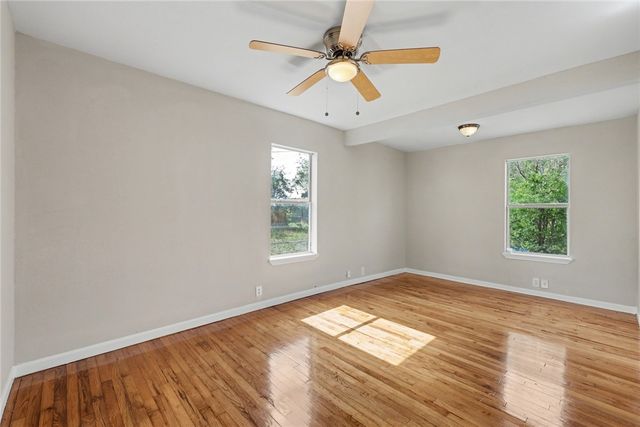 1705 Sycamore Pl, Corpus Christi, TX 78416