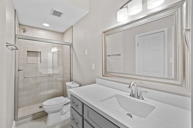 2300 Augusta Drive 37, Houston, TX 77057