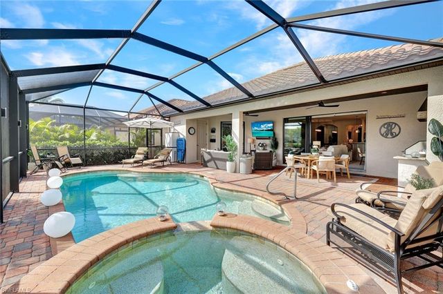 28561 Westmeath CT, Bonita Springs, FL 34135