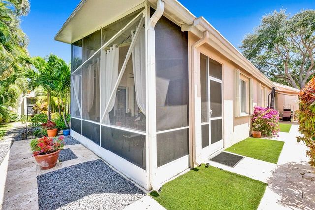 11067 Springbrook Circle, Boynton Beach, FL 33437