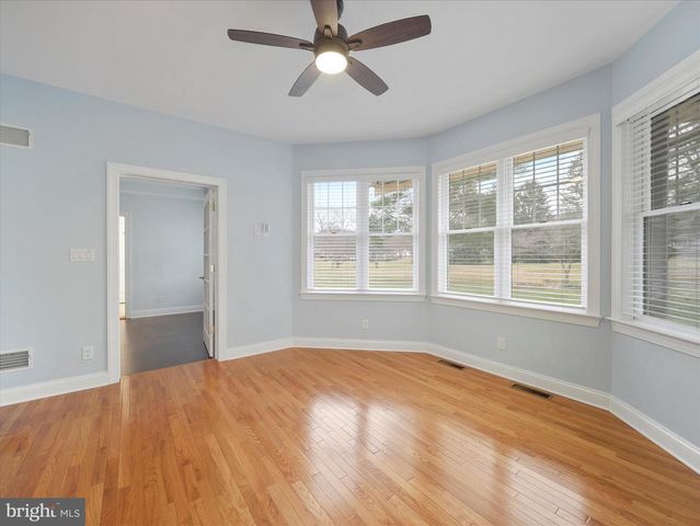 6881 OLD COURSE RD, Fayetteville, PA 17222