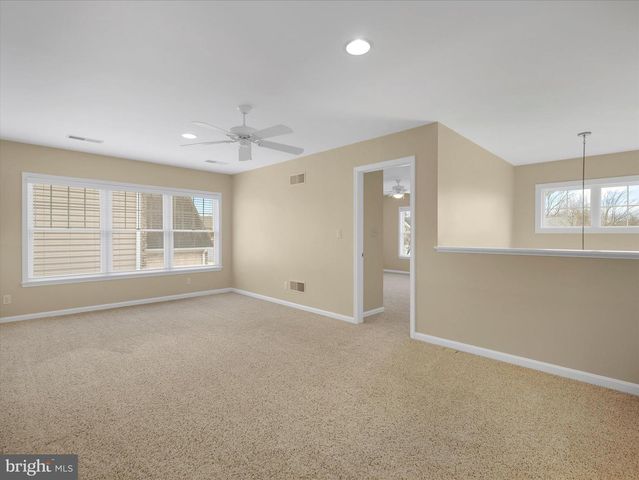 6881 OLD COURSE RD, Fayetteville, PA 17222