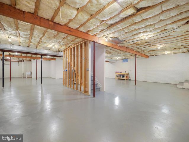 6881 OLD COURSE RD, Fayetteville, PA 17222