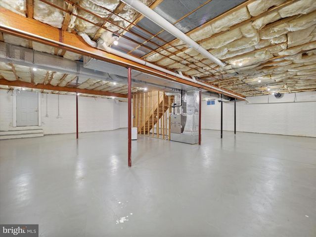 6881 OLD COURSE RD, Fayetteville, PA 17222