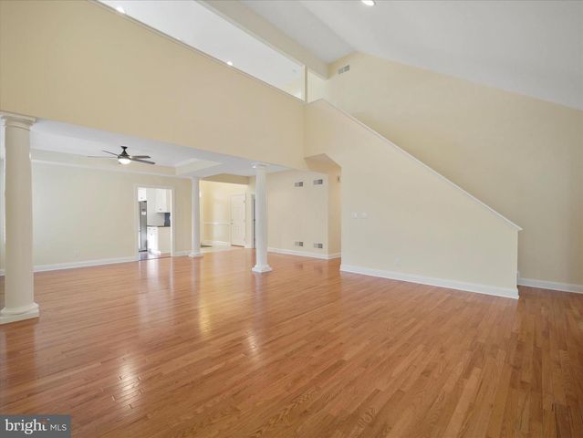 6881 OLD COURSE RD, Fayetteville, PA 17222