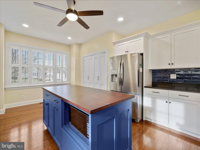 6881 OLD COURSE RD, Fayetteville, PA 17222