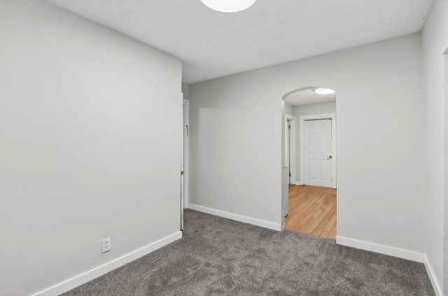 2533 S Washington Avenue, Lansing City, MI 48910