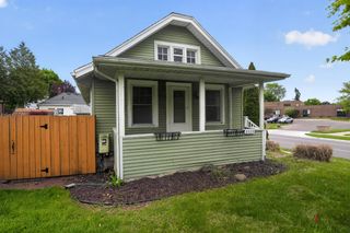 2533 S Washington Avenue, Lansing City, MI 48910