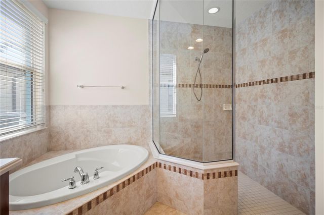 15615 LEMON FISH DRIVE, Lakewood Ranch, FL 34202