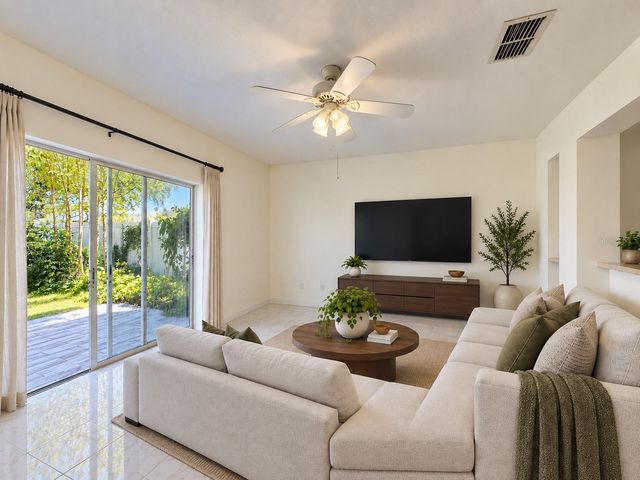 5090 NE 122ND BOULEVARD, Oxford, FL 34484