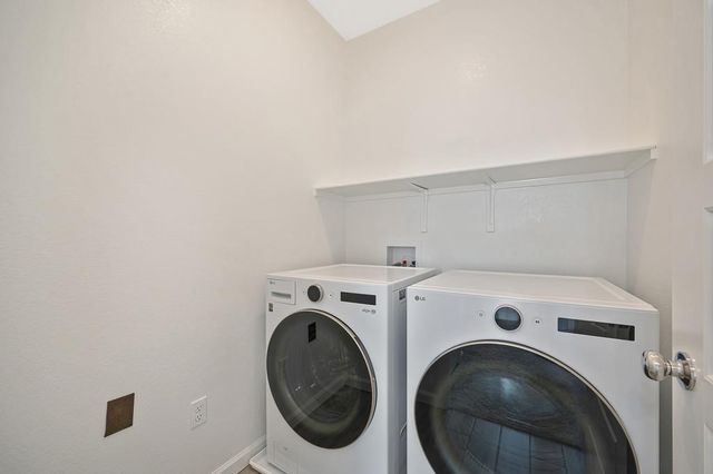 8859 Dorsetwood Way, Sacramento, CA 95829