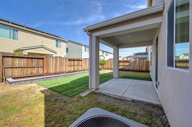 8859 Dorsetwood Way, Sacramento, CA 95829