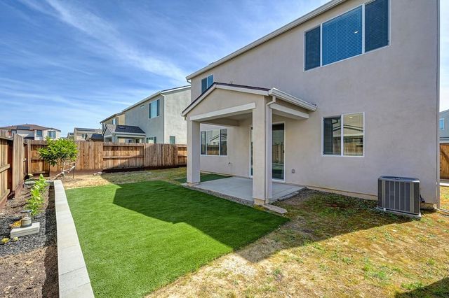 8859 Dorsetwood Way, Sacramento, CA 95829