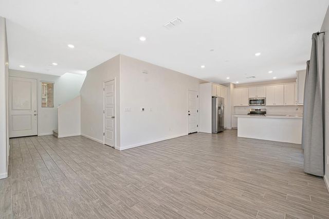 8859 Dorsetwood Way, Sacramento, CA 95829