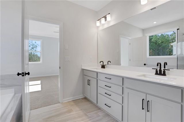 5113 Hillside Haven Drive SW, Powder Springs, GA 30127