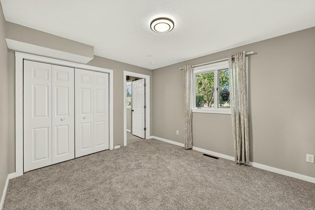 297 Majestic Road NW, Rochester, MN 55901