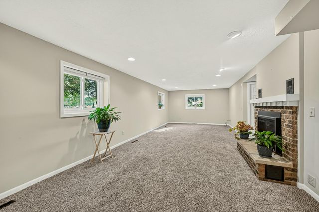 297 Majestic Road NW, Rochester, MN 55901