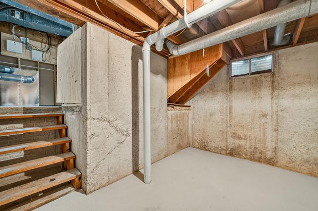297 Majestic Road NW, Rochester, MN 55901