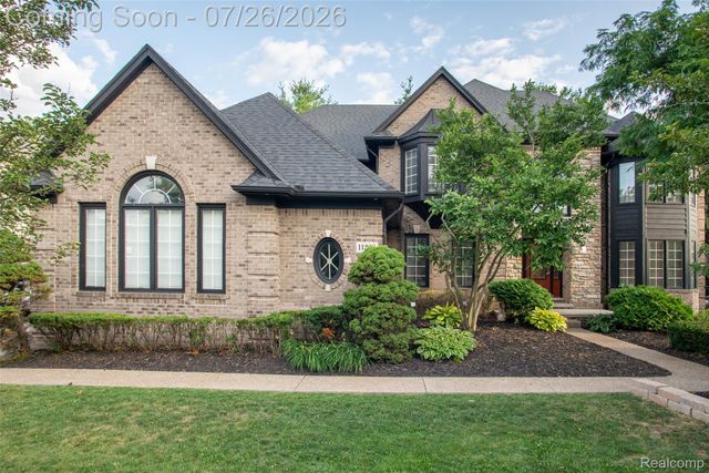 11226 Wilshire Drive, Shelby Charter Township, MI 48315