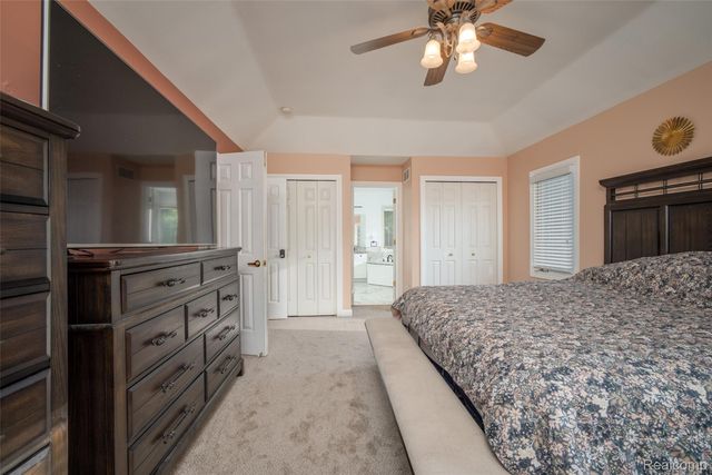 11226 Wilshire Drive, Shelby Charter Township, MI 48315