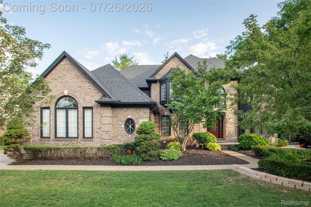 11226 Wilshire Drive, Shelby Charter Township, MI 48315