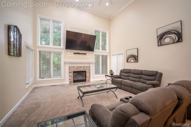 11226 Wilshire Drive, Shelby Charter Township, MI 48315