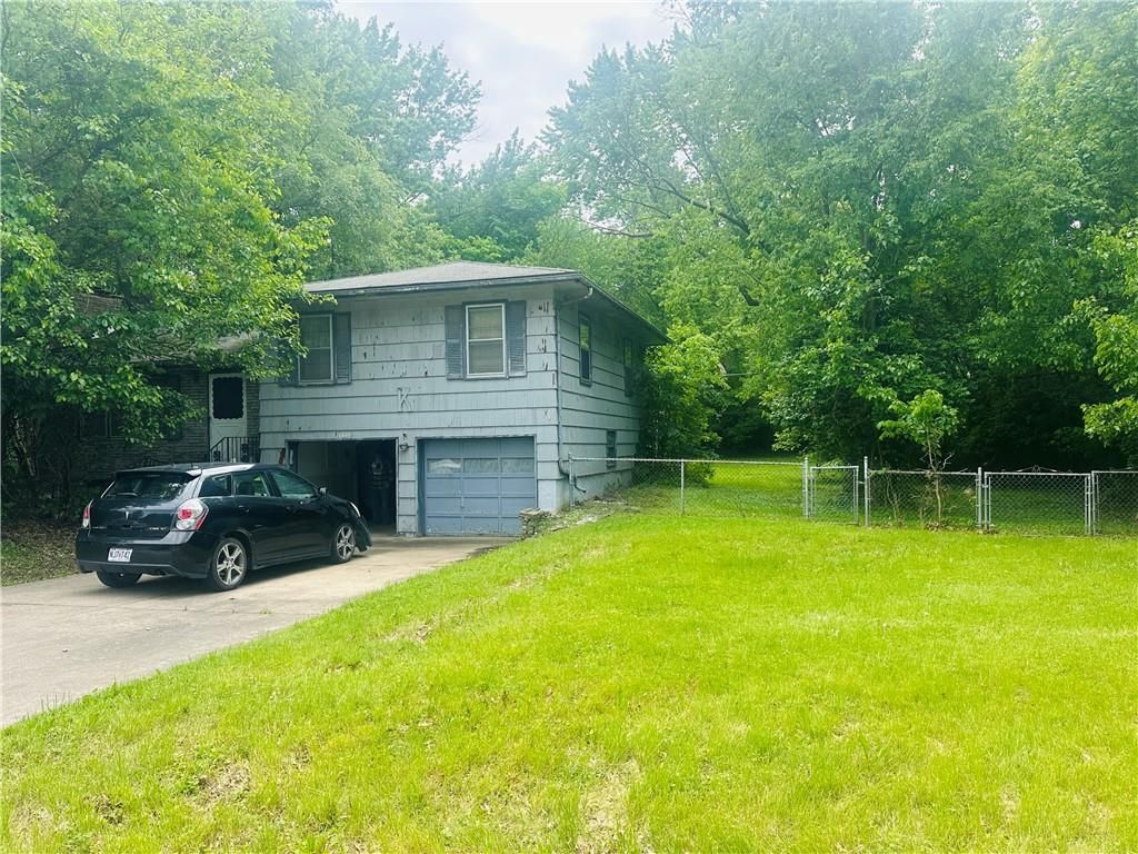 10601 E 33rd Terrace S, Independence, MO 64052