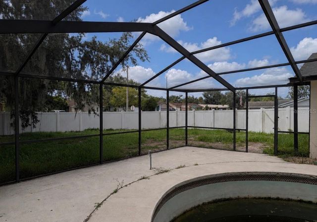 806 CROSSWINDS DRIVE, Brandon, FL 33511