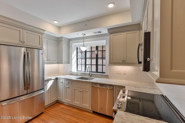 1411 Willow Ave 2, Louisville, KY 40204