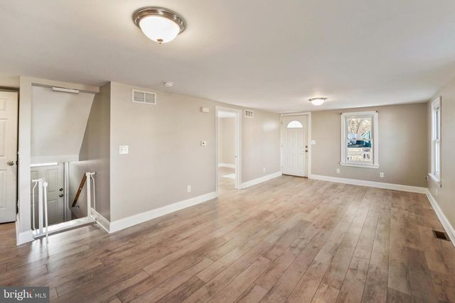 1311 PENN LINE RD, Paulsboro, NJ 08066