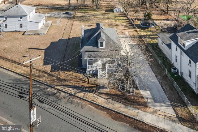 1311 PENN LINE RD, Paulsboro, NJ 08066