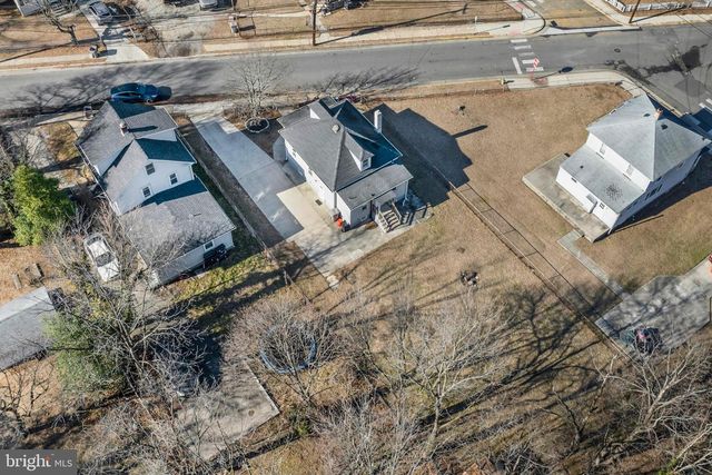 1311 PENN LINE RD, Paulsboro, NJ 08066