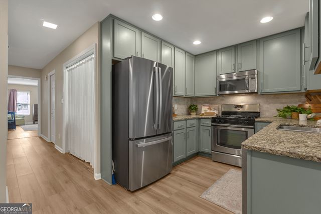 507 Ridgefield Drive, Peachtree City, GA 30269
