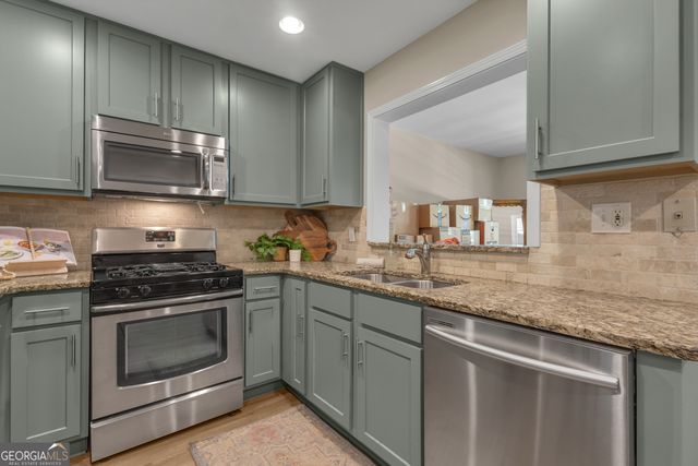 507 Ridgefield Drive, Peachtree City, GA 30269