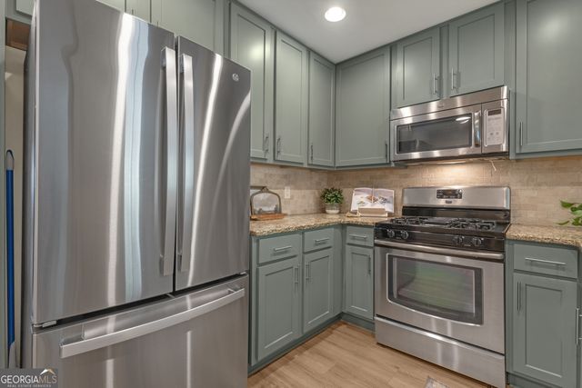 507 Ridgefield Drive, Peachtree City, GA 30269