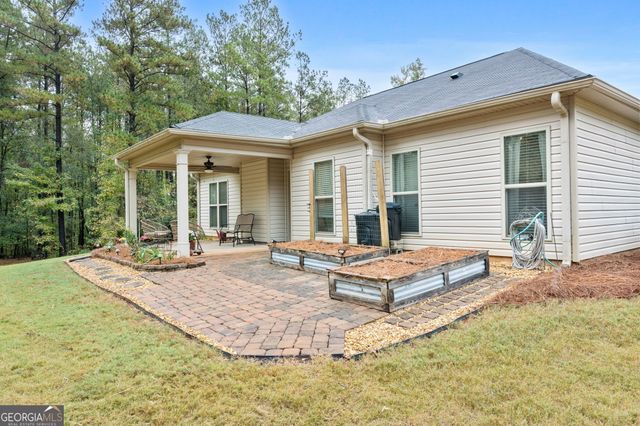 703 Grove Pointe Circle, Locust Grove, GA 30248