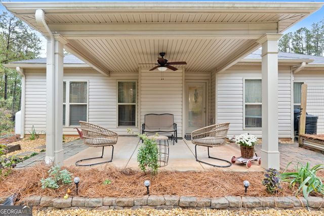 703 Grove Pointe Circle, Locust Grove, GA 30248