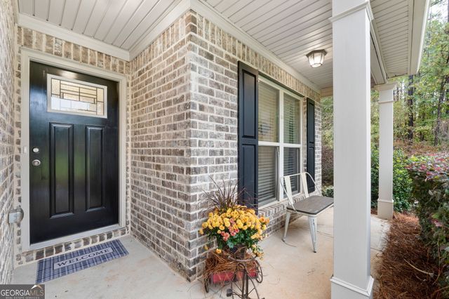 703 Grove Pointe Circle, Locust Grove, GA 30248